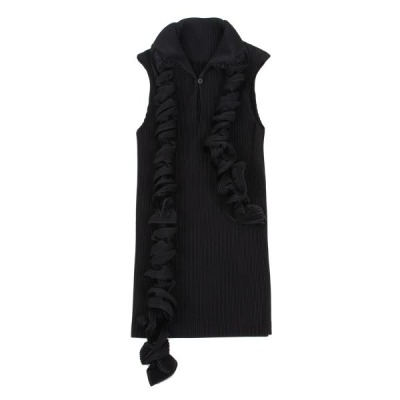 ISSEY MIYAKE FETE プリーツねじりデザインノースリーブトップス
